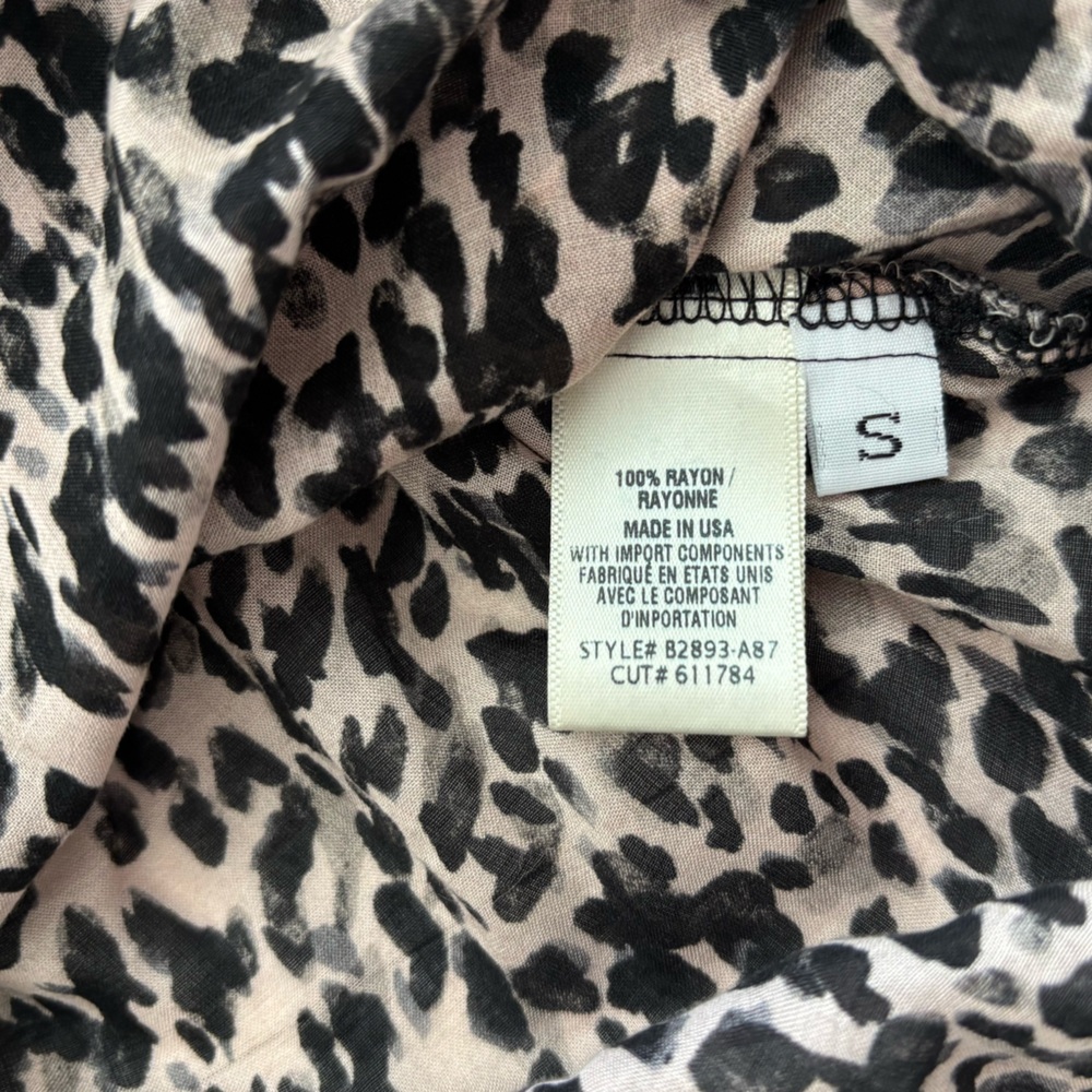 Bella Dahl Animal Print Button Down Short Size S - Picture 4 of 6